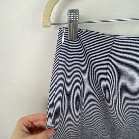 Club Monaco Debren Knit Ruffle Mini Skirt Blue Womens Size Large Striped Hi Low - Picture 7 of 8